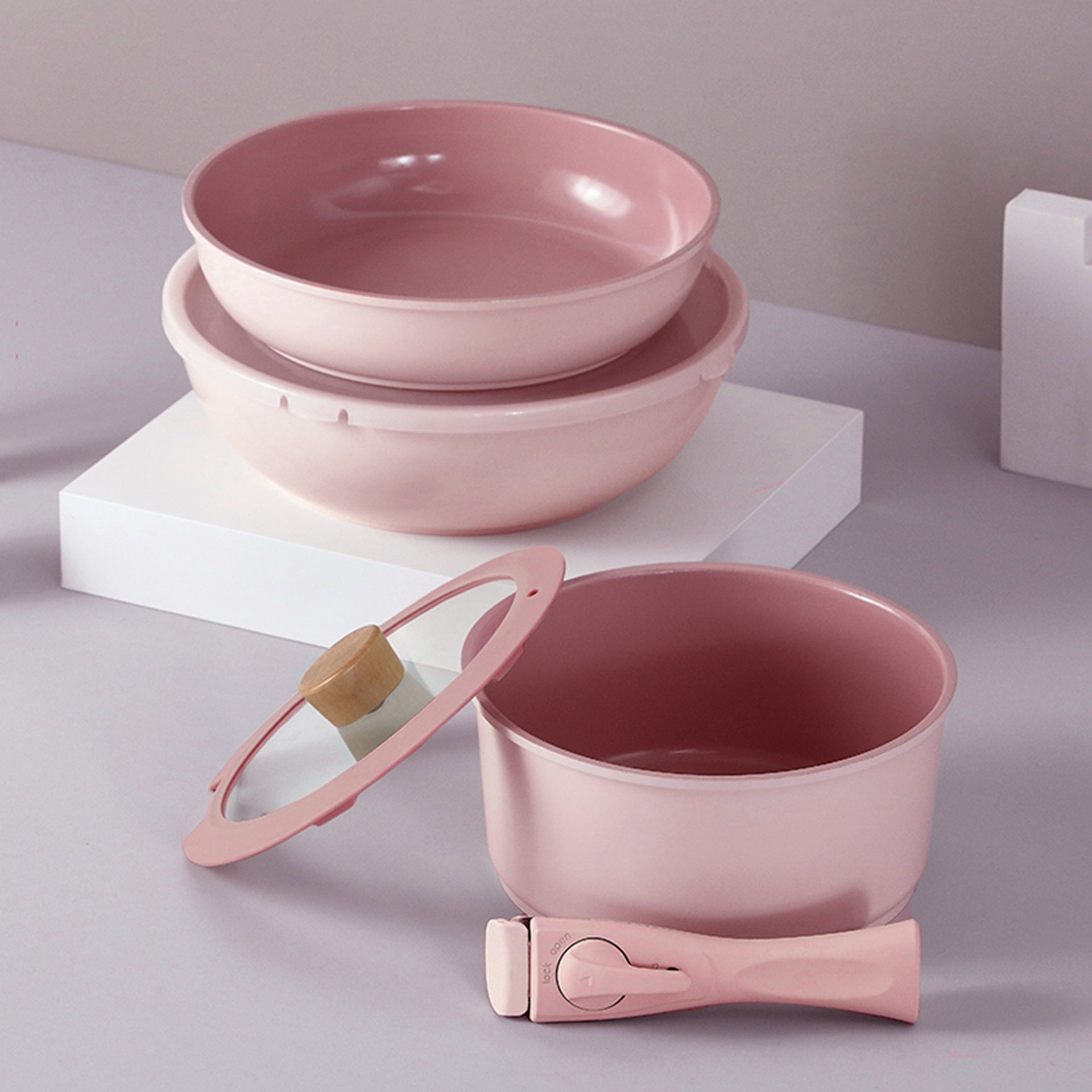 Clean Ceramic Nonstick Cast Aluminum Cookware Set w/Heart Shaped Lid Knobs  Pink