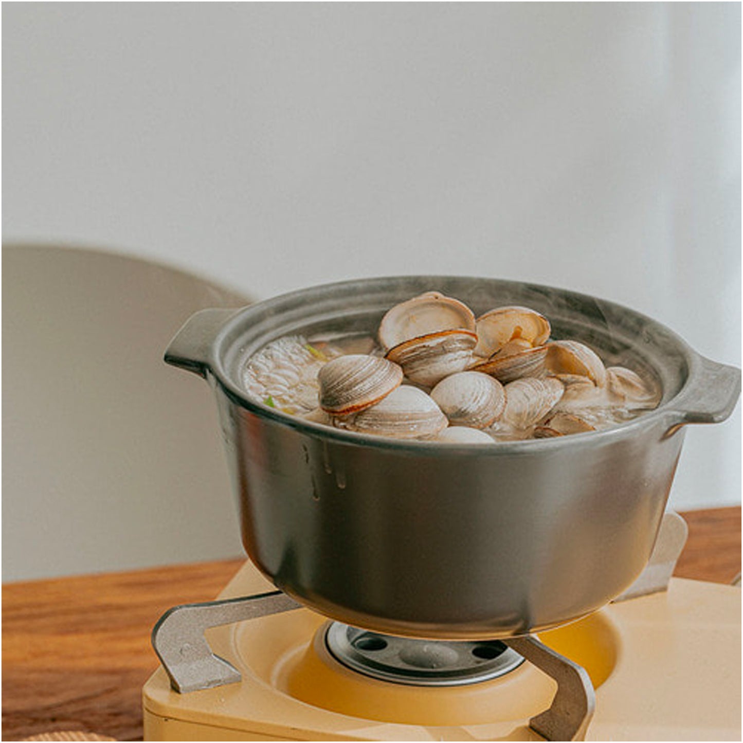 YARN Ceramic stove Top cookware  1.4qt (1.35L) Pot - Gray
